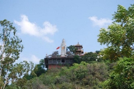 Đỉnh[-]ngôi[-]chùa[-]rộ[-]tin[-]đồn[-]